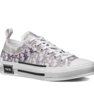 D&R Canvas Sneakers
