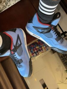 Travis Scott Cactus Jack x Jordan Air Jordan 4 photo review