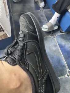 Travis Scott xJordan Air Jordan 1 Low OG "Black/Phantom" photo review