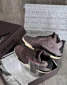 A Ma Maniere x Jordan4 retro "violet ore" photo review